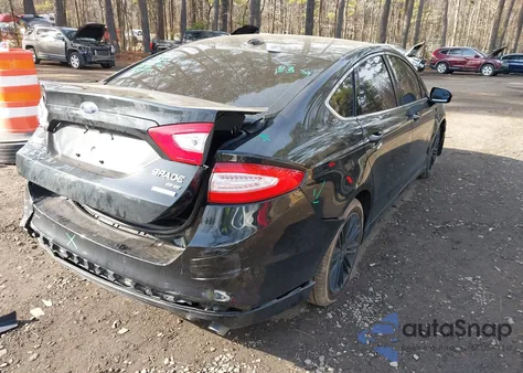 2013 Ford Fusion Se z USA, uszkodzony, nr VIN 3FA6P0HRXDR368495